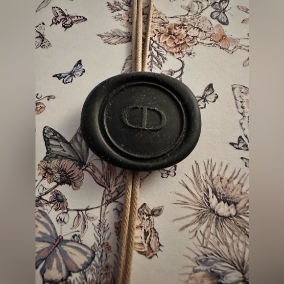 Christian DIOR La Collection Privee Gift Box Butterfly Floral - Picture 8 of 11